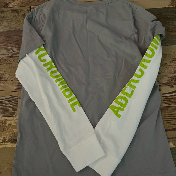 Abercrombie Long Sleeve Tee (boys) - Picture 2 of 3